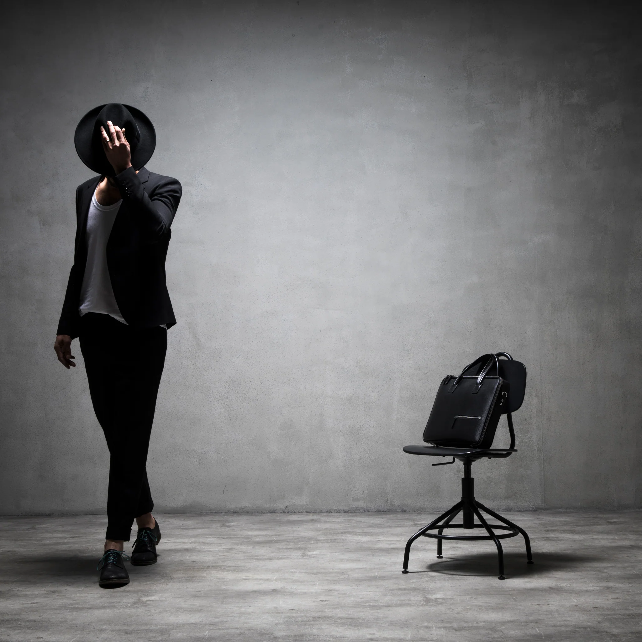 ALESSANDRO | Cuir noir - Imparfait #14 - Image 8