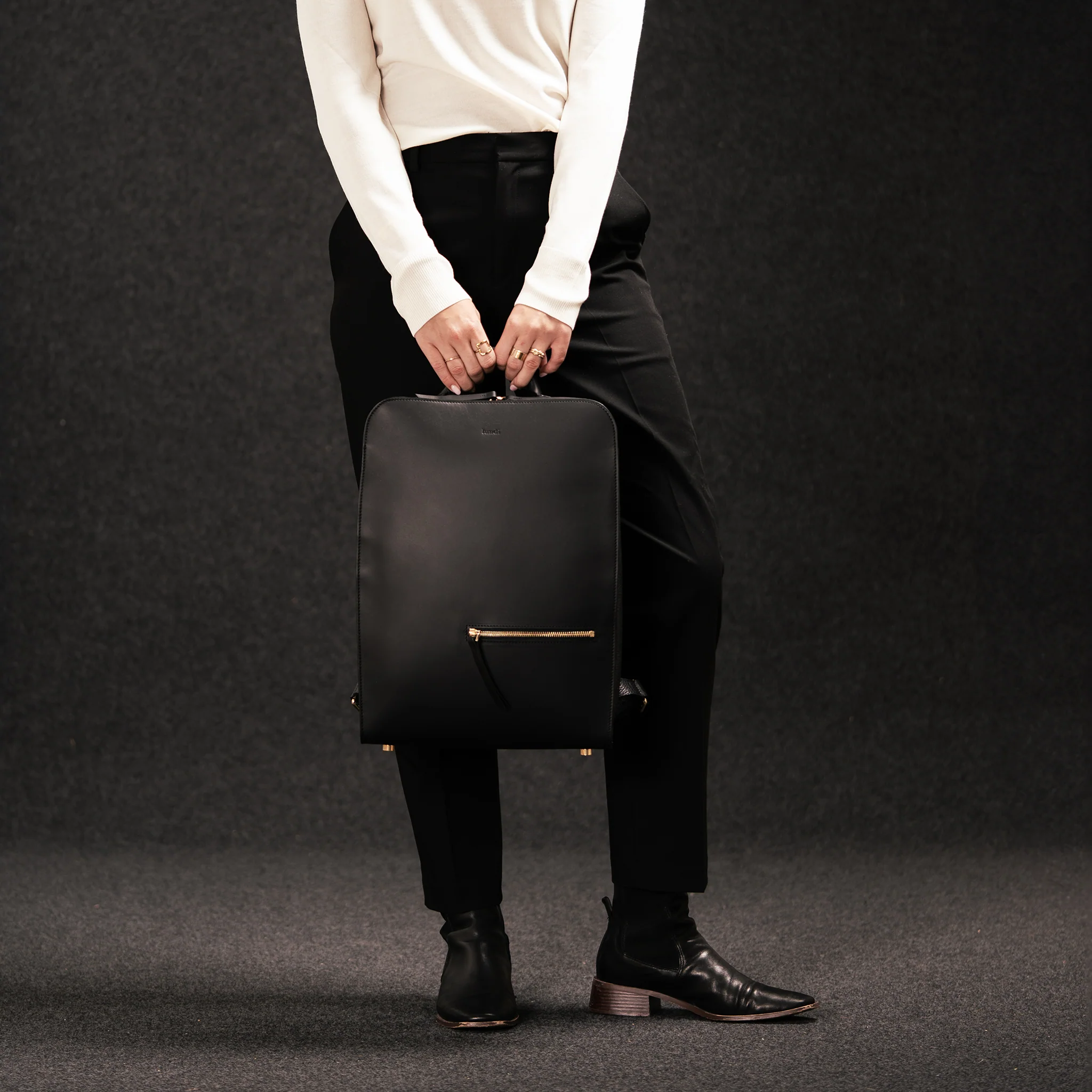 CHIARA | Cuir noir - Imparfait #37 - Image 5
