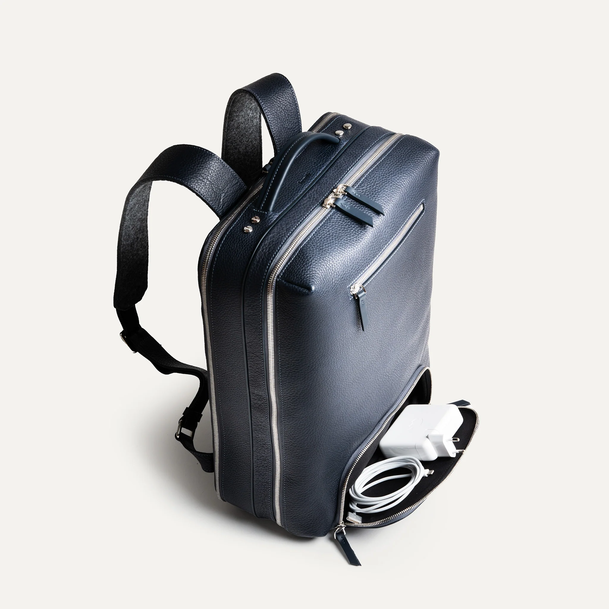 Sac à dos de voyage ~ GASPARD - CUIR MARINE - Image 6