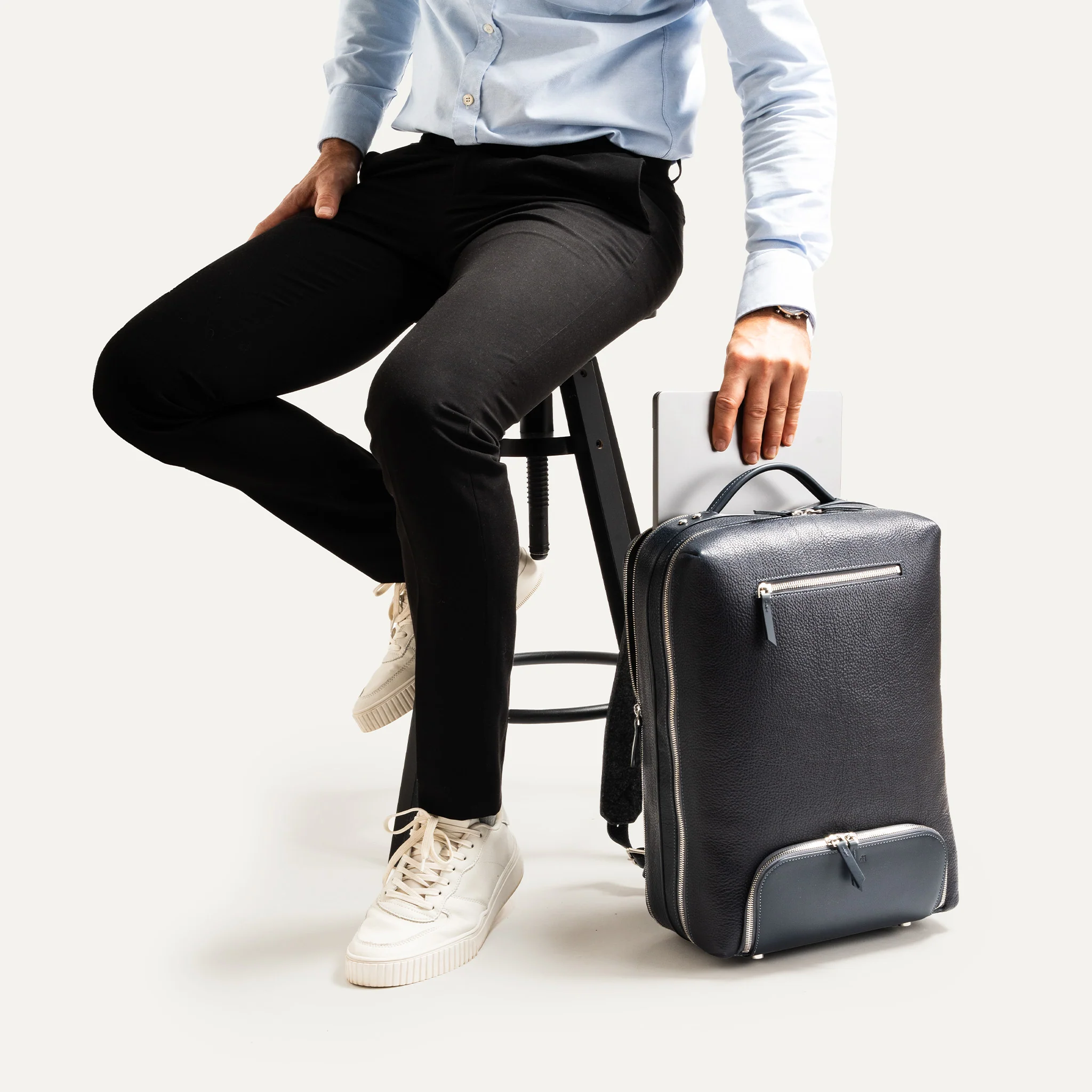 Sac à dos de voyage ~ GASPARD - CUIR MARINE - Image 8
