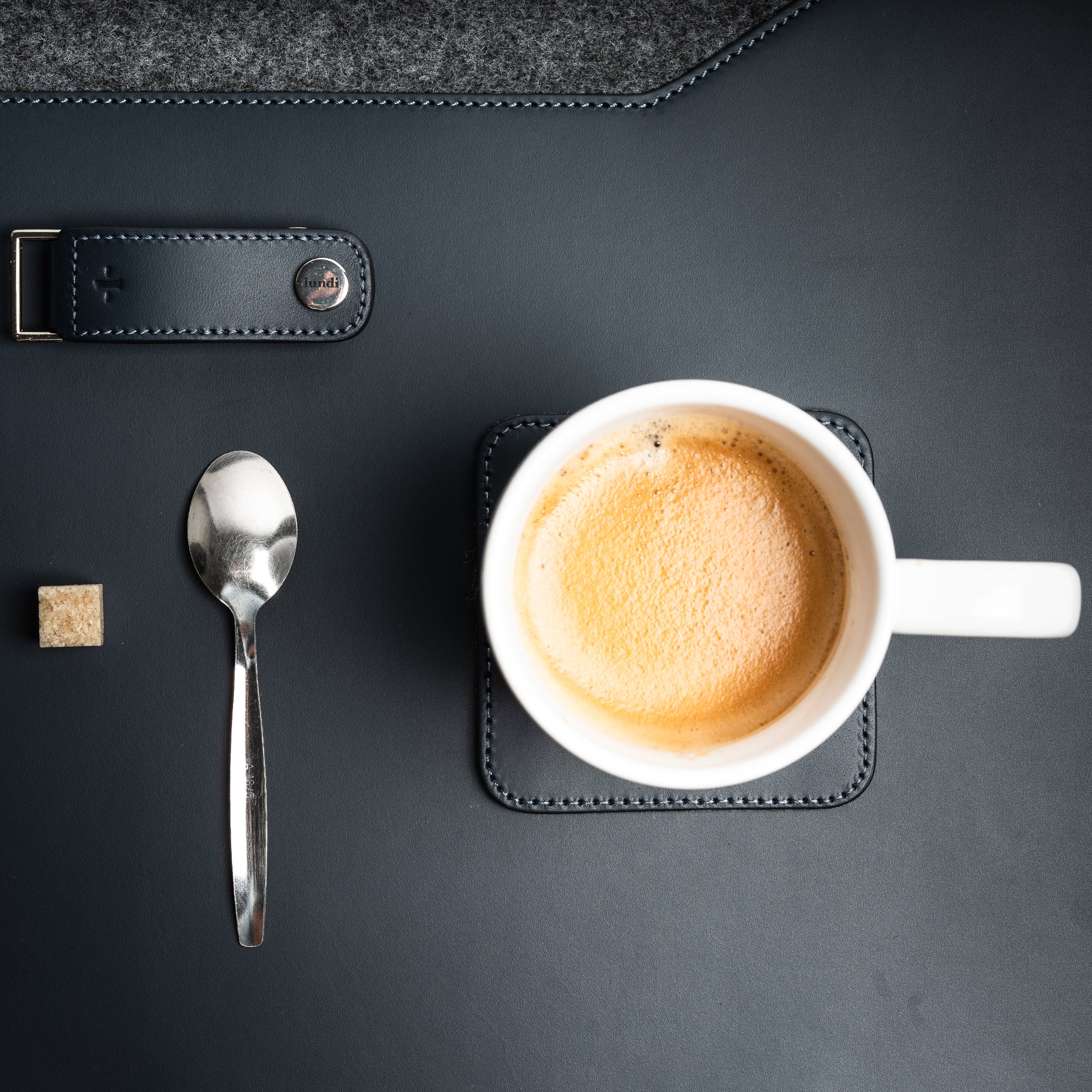 Sous-tasses en cuir ~ IVO - MARINE - Image 4