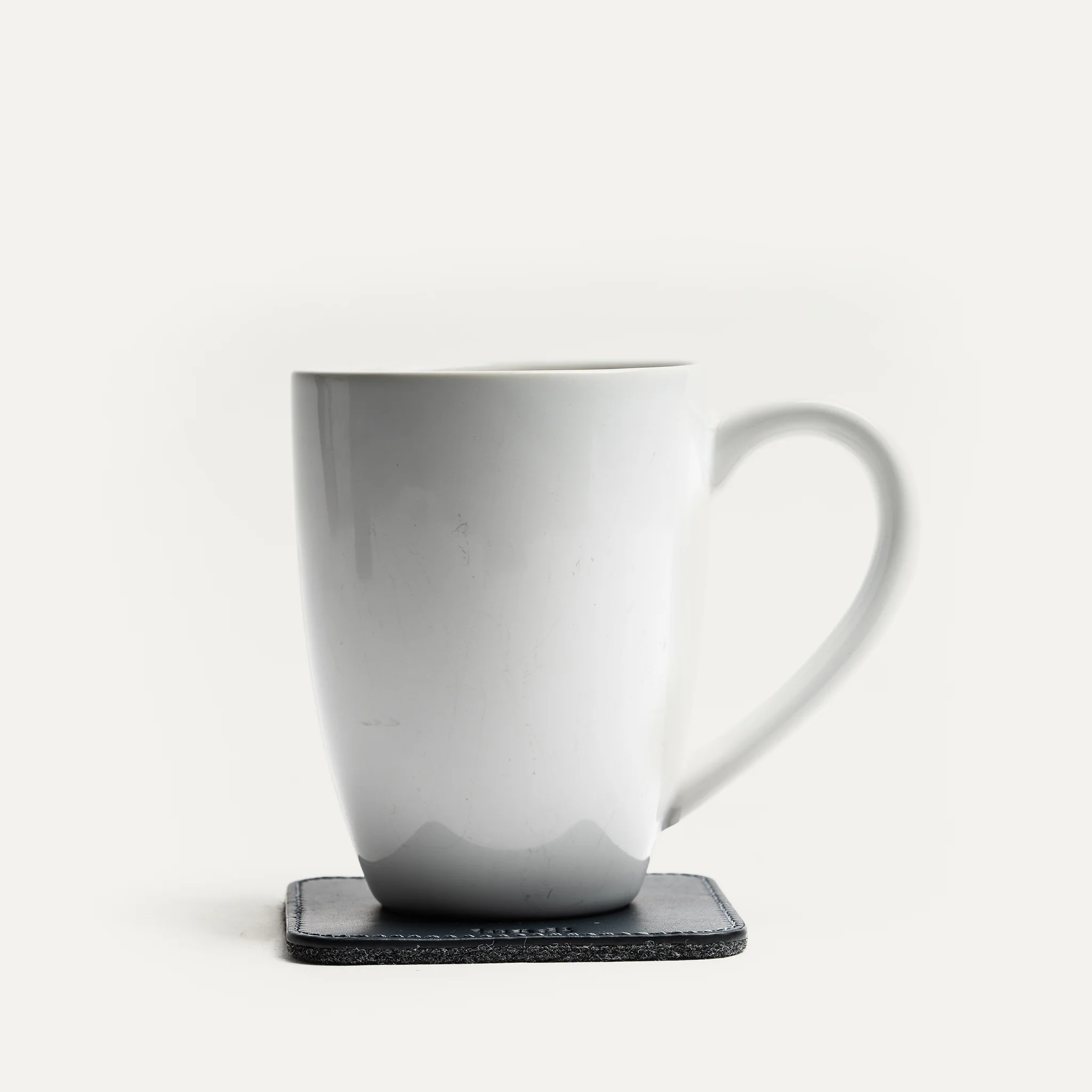 Sous-tasses en cuir ~ IVO - MARINE - Image 6