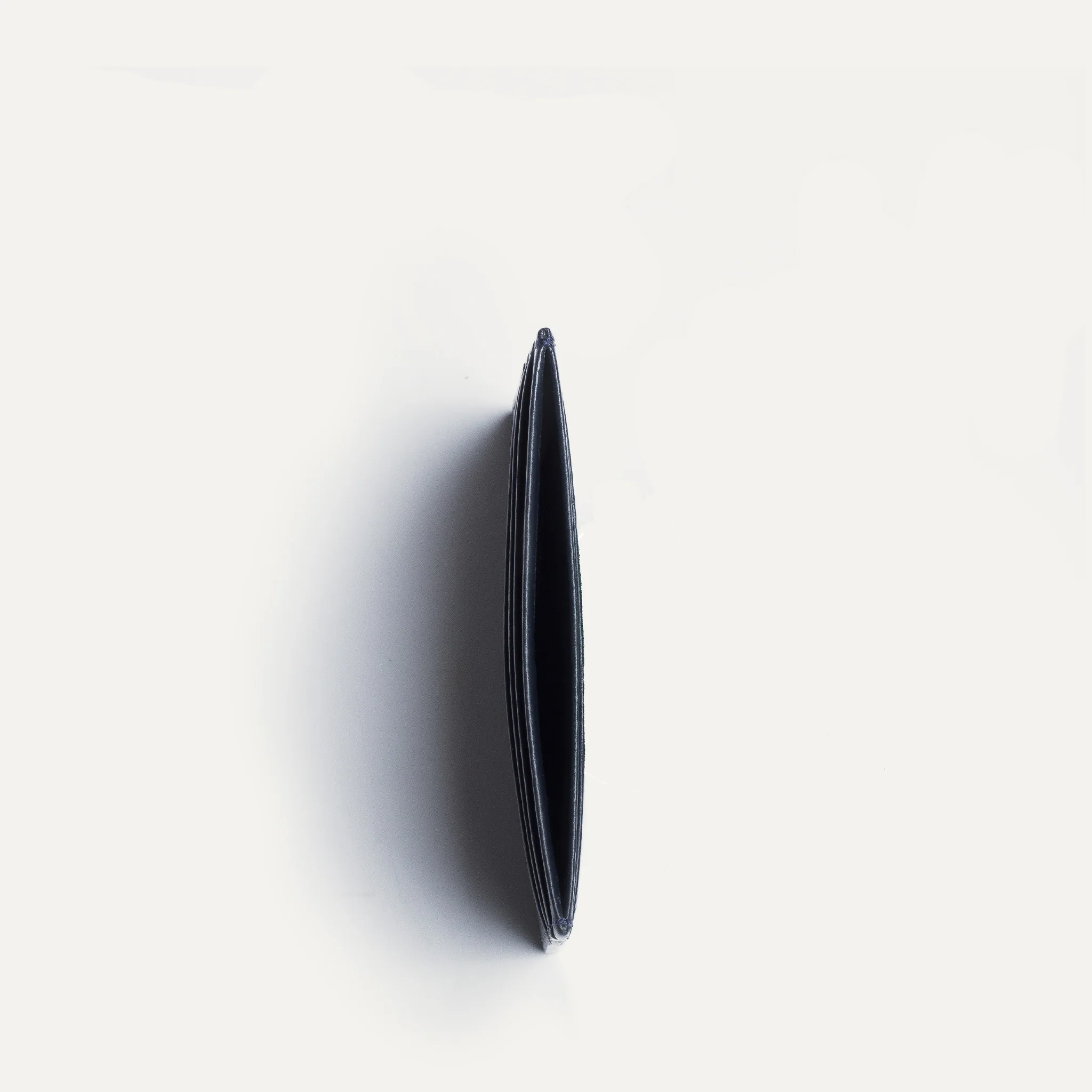 Porte-cartes en cuir lisse ~ KARL - MARINE - Image 4