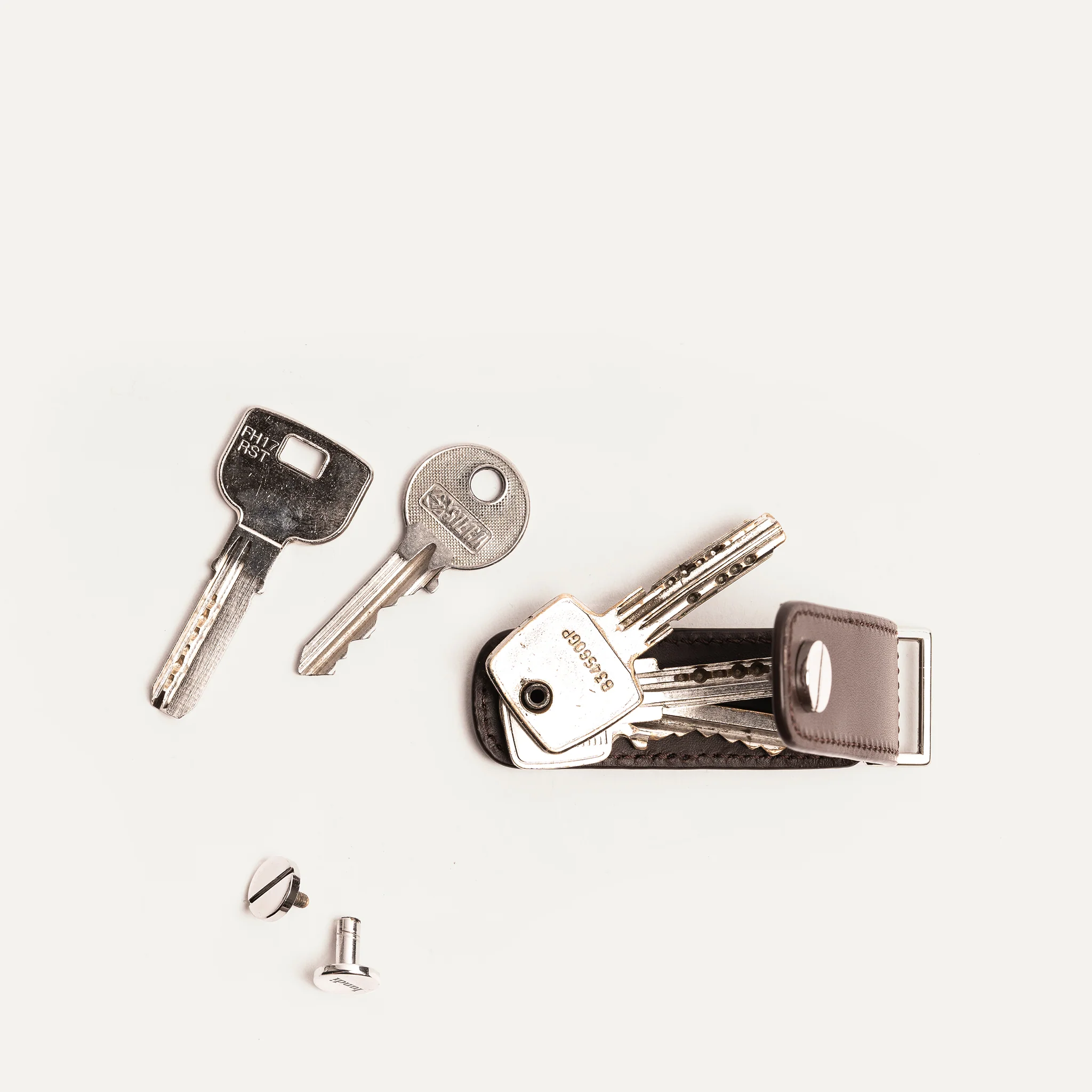 Porte-clés en cuir ~ LUCIO - MARRON - Image 3