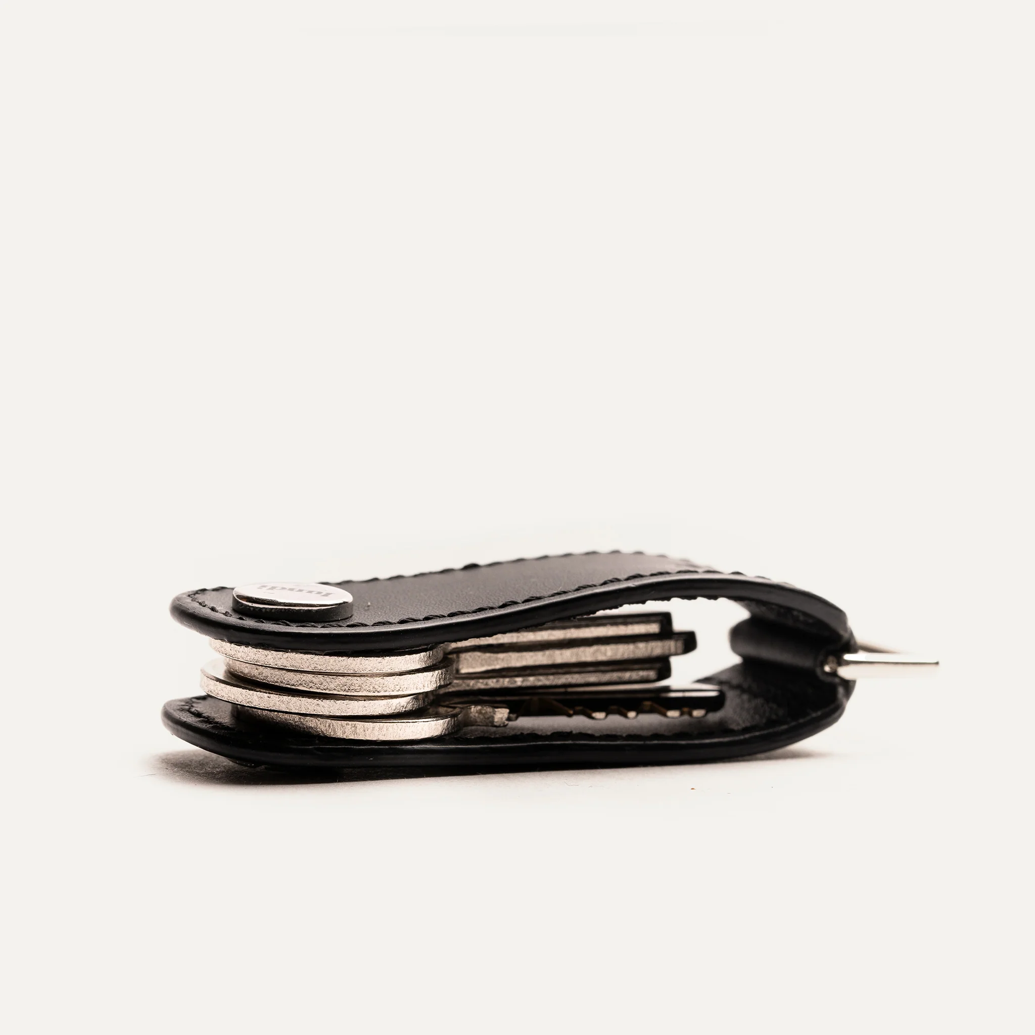 Porte-clés en cuir ~ LUCIO - NOIR - Image 5