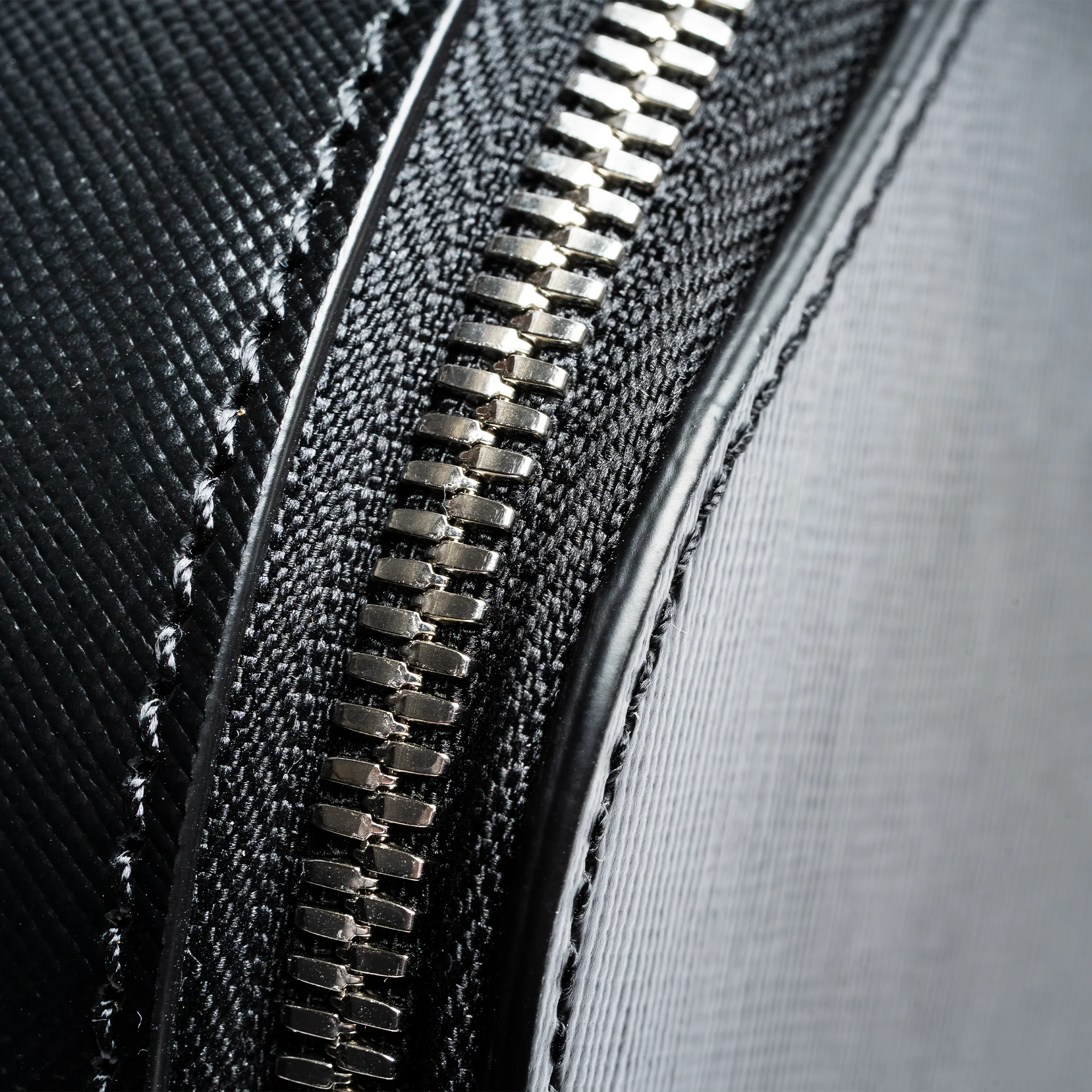 Porte-documents en cuir Saffiano ~ PAOLO II - NOIR - Image 6