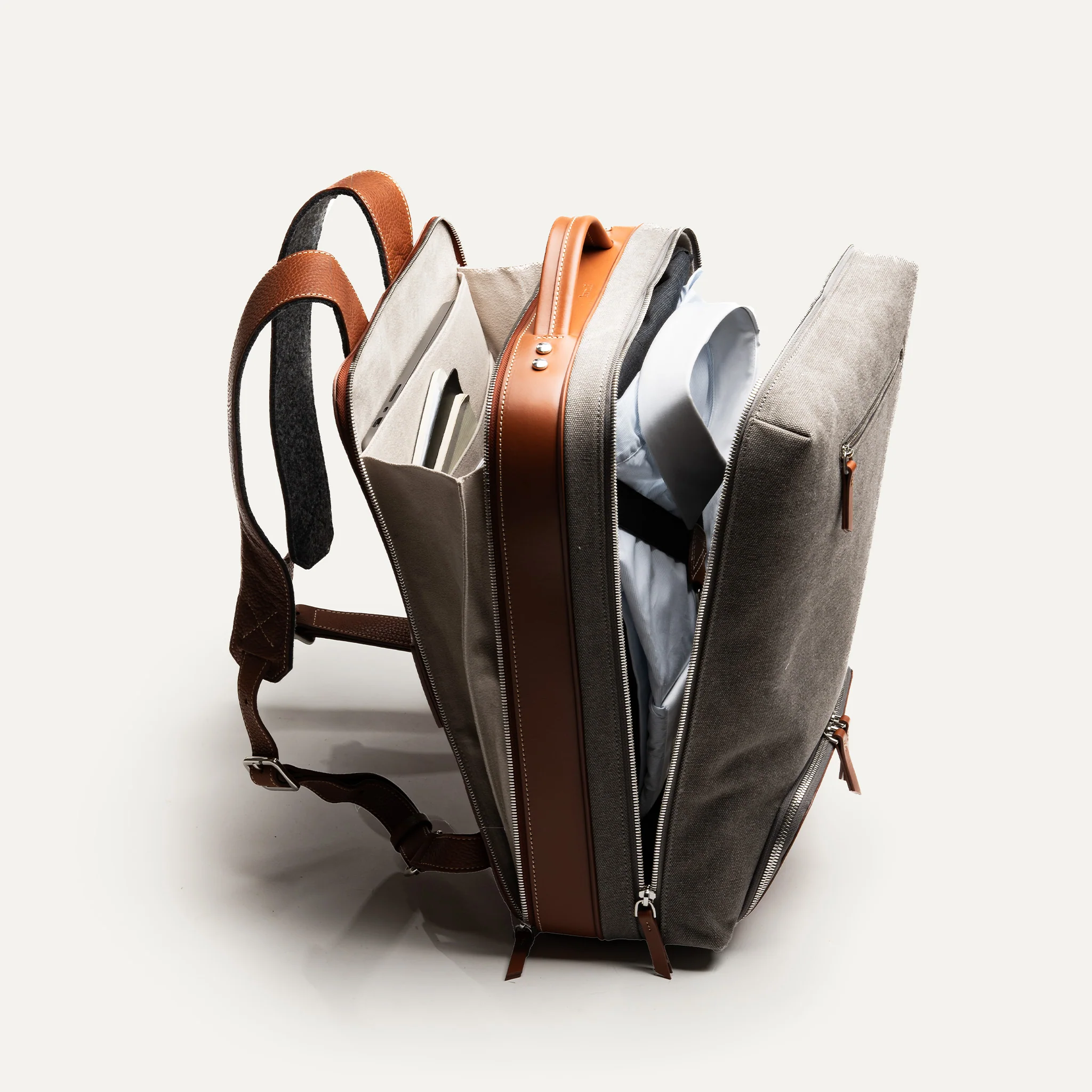 Sac à dos de voyage ~ ANTOINE II - GRIS & COGNAC - Image 3