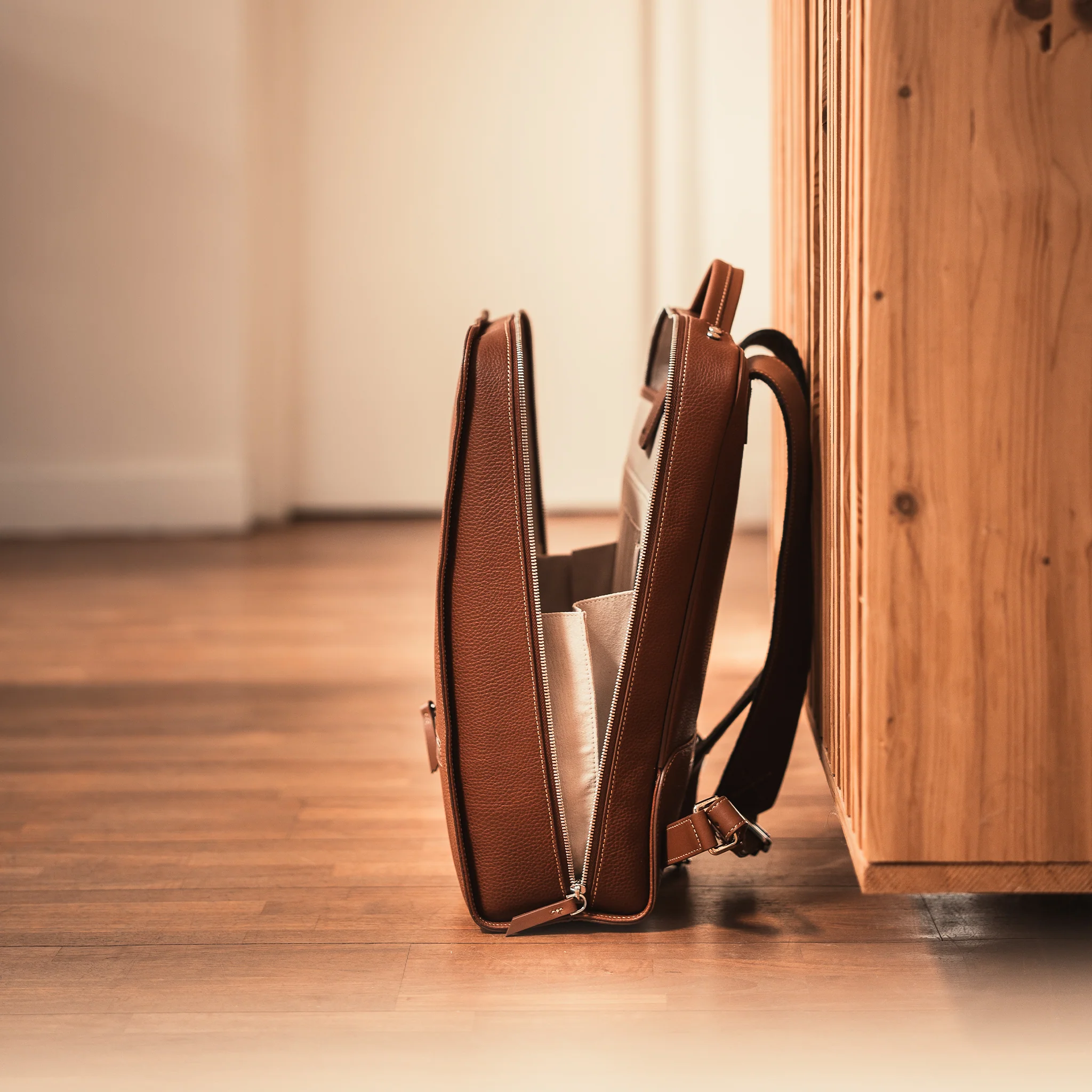 Sac à dos en cuir grainé ~ MARCUS - COGNAC - Image 9