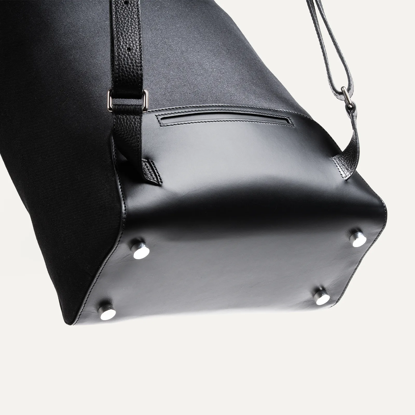 Sac à dos en toile et cuir ~ ANDREAS NOIR - Image 11