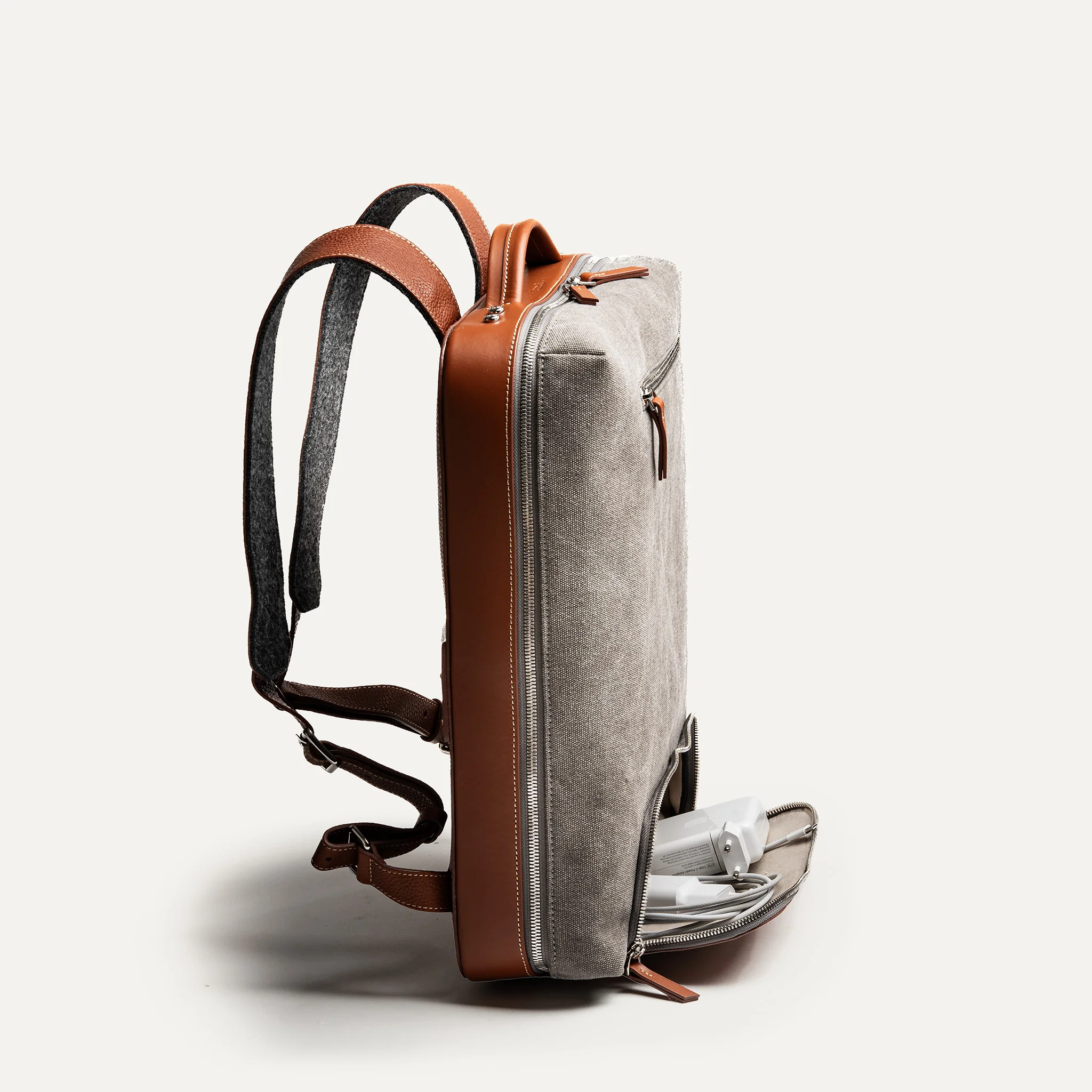 Sac à dos en toile et cuir ~ RUBENS - GRIS & COGNAC - Image 8