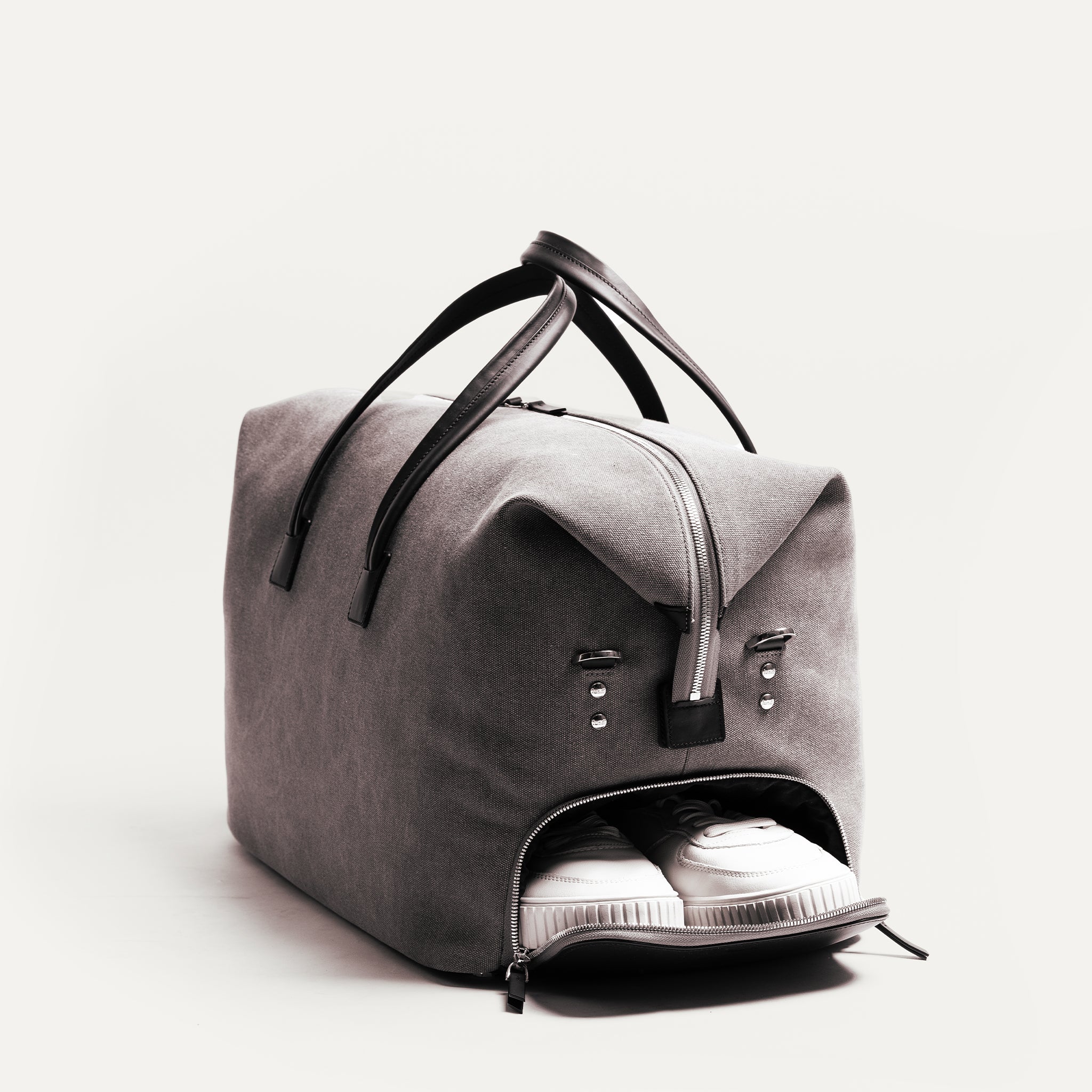 Sac de voyage Femme ~ REMINGTON ~ Toile Grise & cuir Noir - Image 3