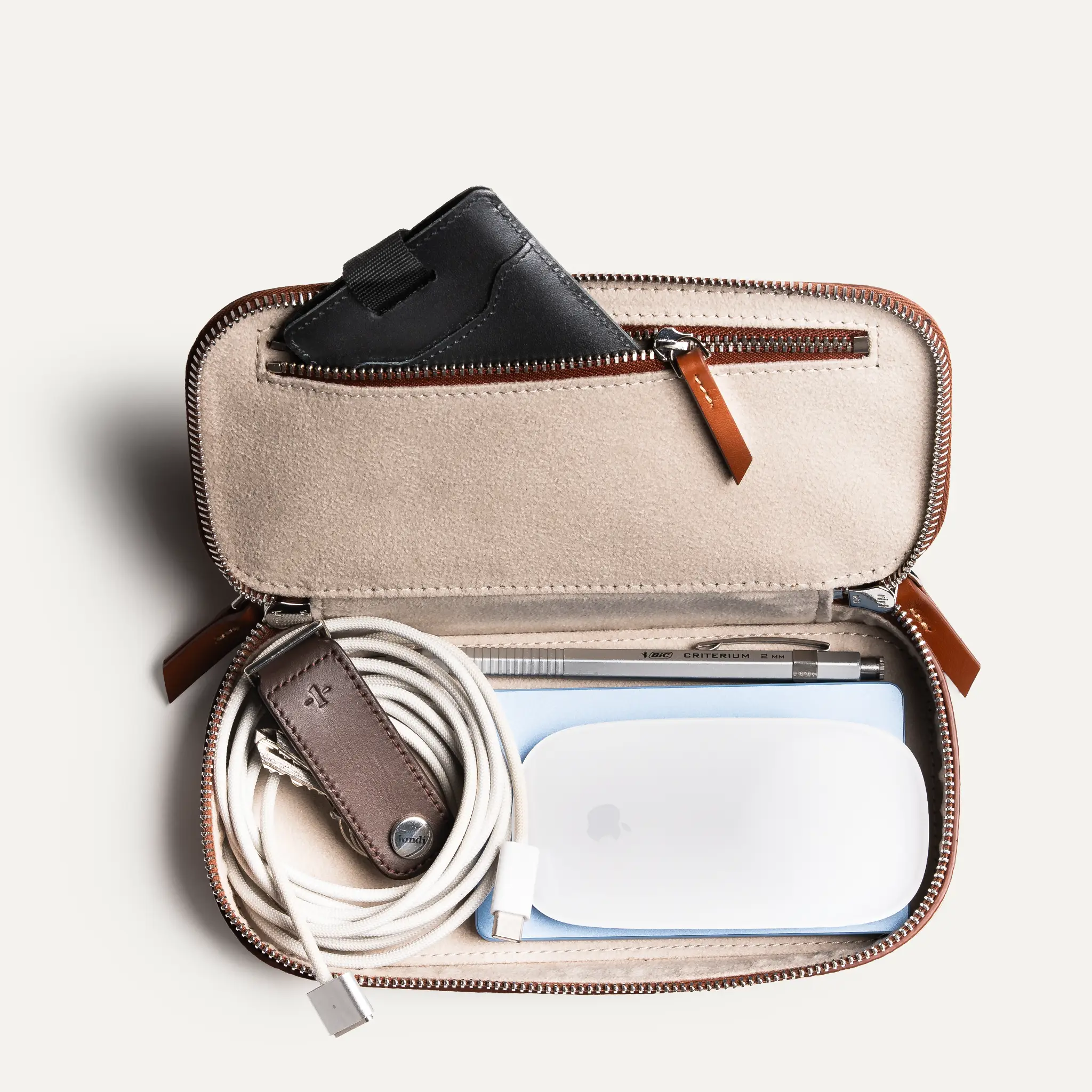 Trousse de toilette compacte ~ EVA - Cuir grainé cognac - Image 11
